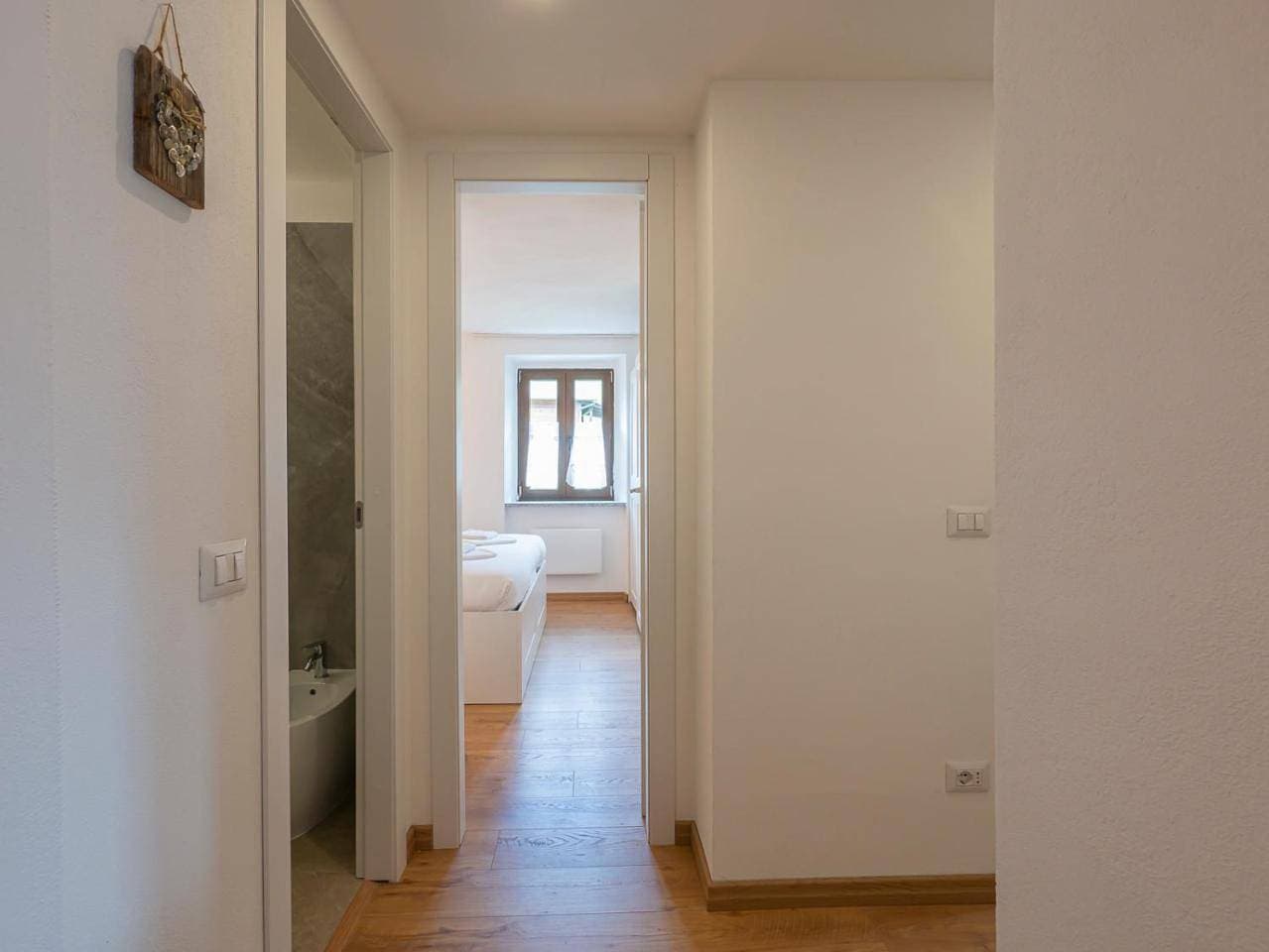 Foto 6 von 27: Two-Bedroom Apartment