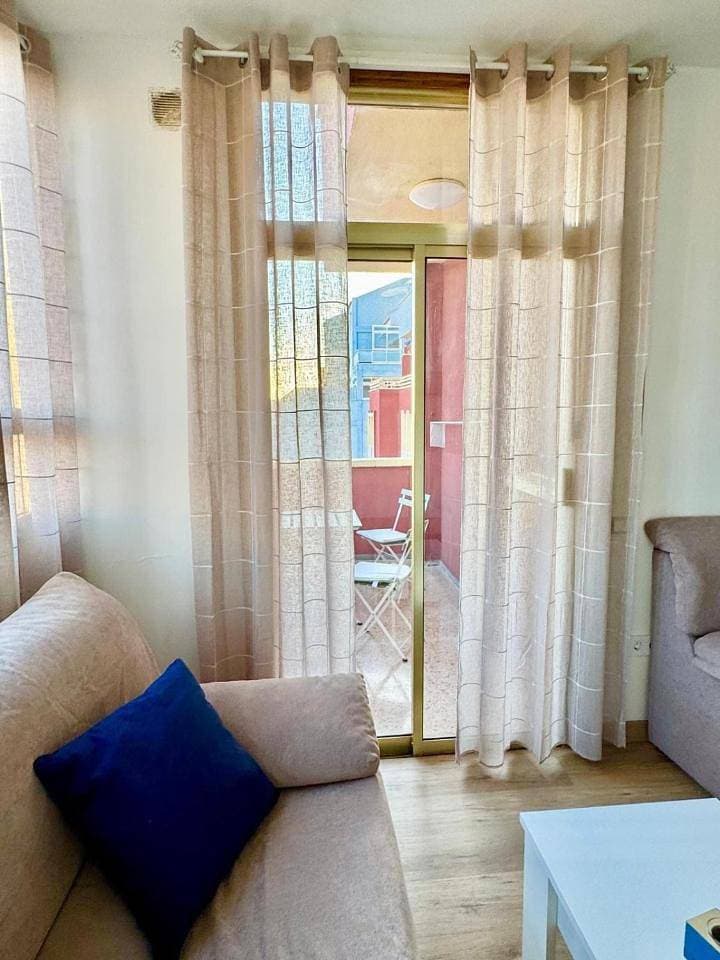 Foto 10 von 34: Two-Bedroom Apartment with Terrace