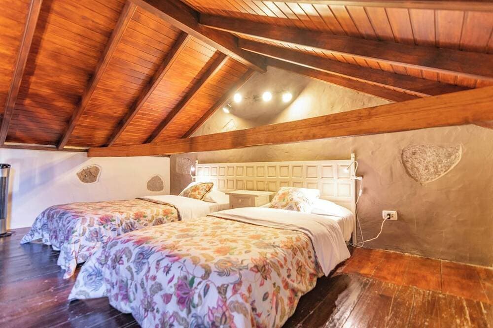 Foto 6 von 28: Ferienhaus mit Gemeinschaftspool in Fontanales