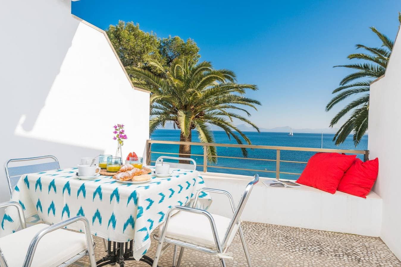 Sun Of Alcanada - Apartment mit Meerblick in Alcanada. WiFi gratis 1