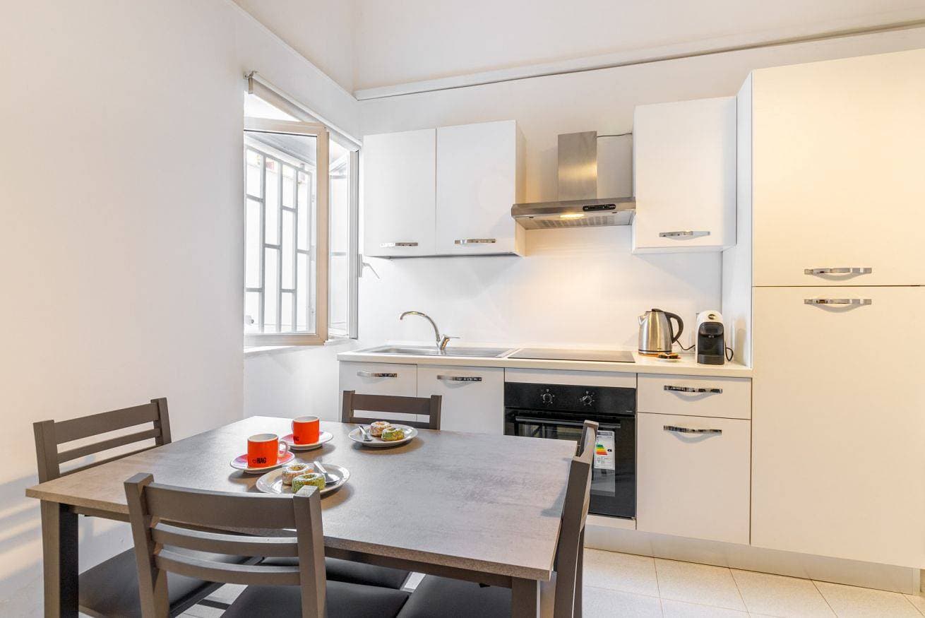 Foto 2 von 12: Ferienwohnung für 3 Personen mit Balkon/Terrasse