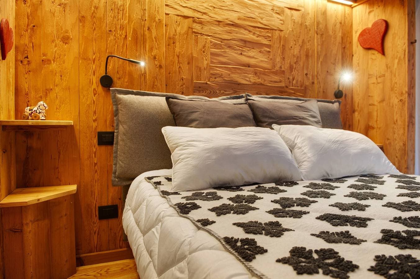 Foto 10 von 28: Studio 'Con Idromassaggio' mit Bergblick, Balkon und Wi-Fi