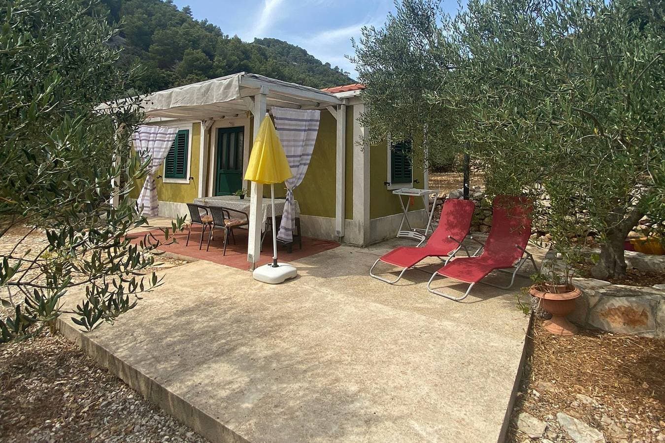 1-Zimmer-Haus mit Terrasse Bucht Skozanje, Hvar 1