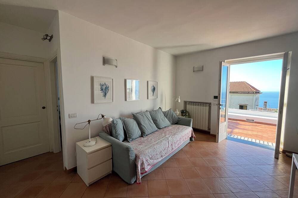 Foto 7 von 30: Eine atemberaubende Villa an der Amalfiküste mit Meerblick und großen privaten Gärten