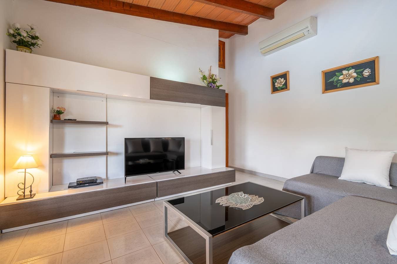 Foto 6 von 27: Finca 'Can Jaume Des Carritxó' mit Bergblick, Wi-Fi und Klimaanlage