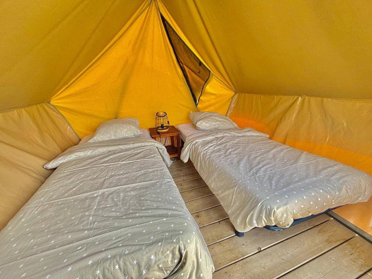 Foto 7 von 11: Tent