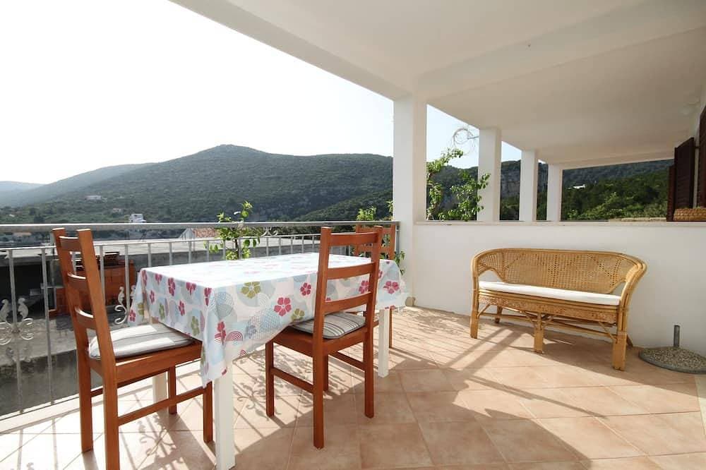 Foto 13 von 15: Studio Appartement am Strand Bucht Pokrivenik, Hvar