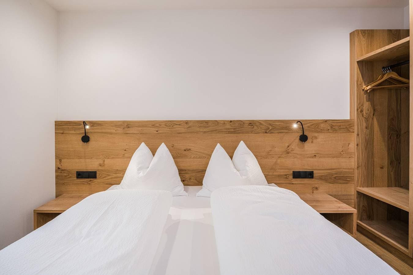 Foto 10 von 16: Ferienwohnung 'Kuenz Dolomiten 4' mit Bergblick, Balkon & WLAN