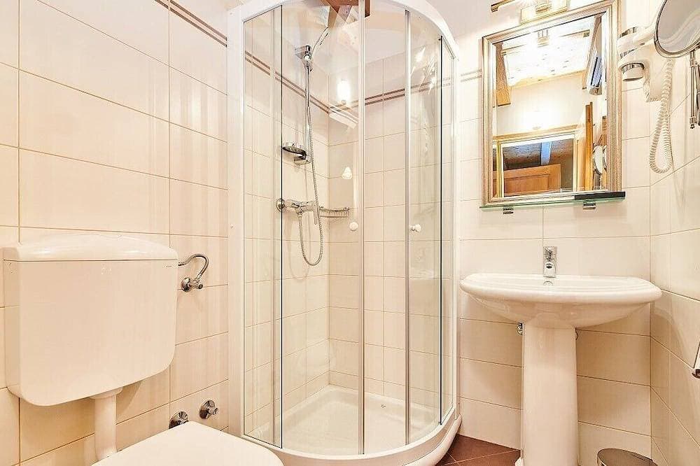 Foto 10 von 30: Ländliche Villa Katarina Gračišće mit Pools und einer Sauna