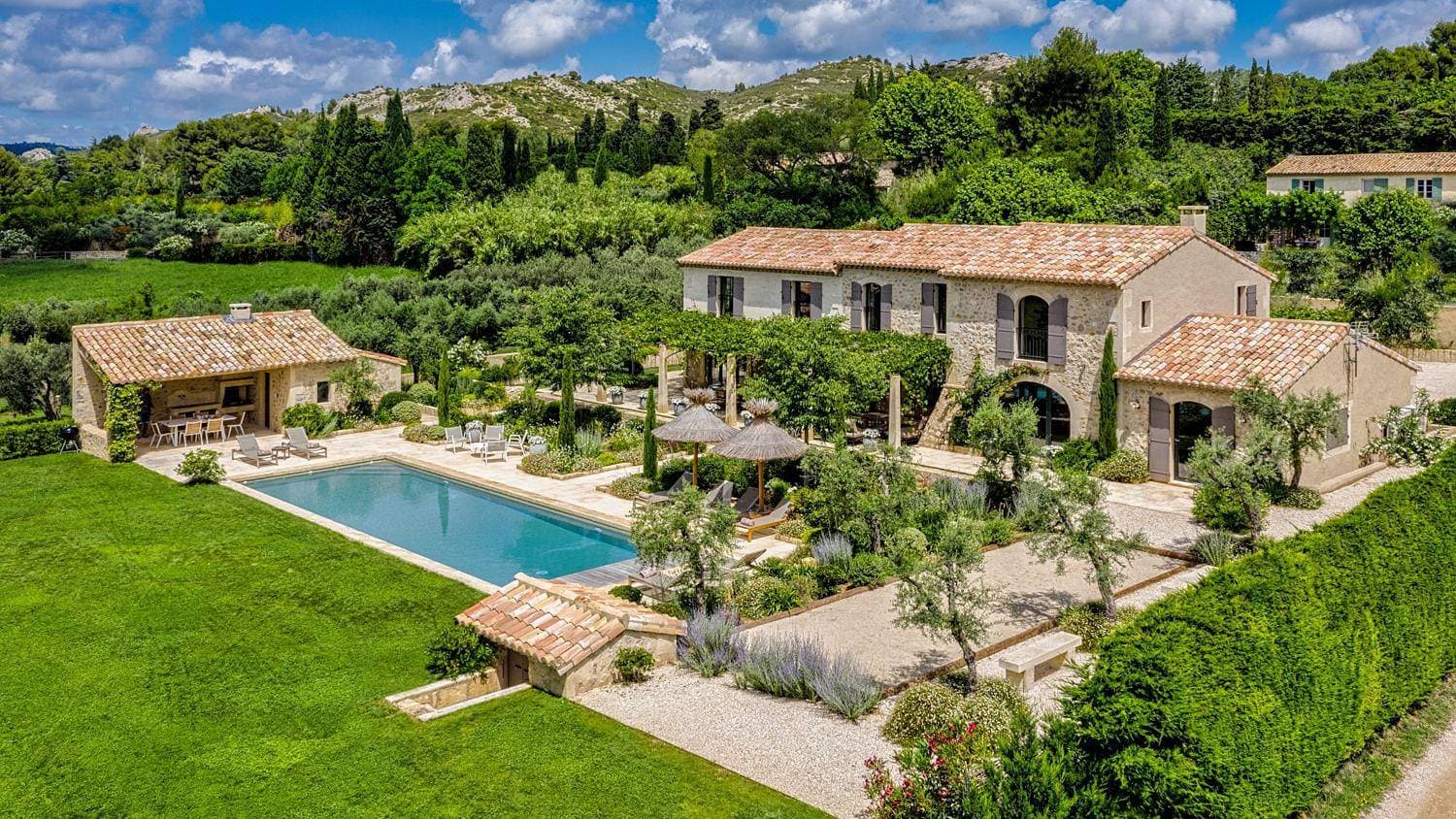Villa 1