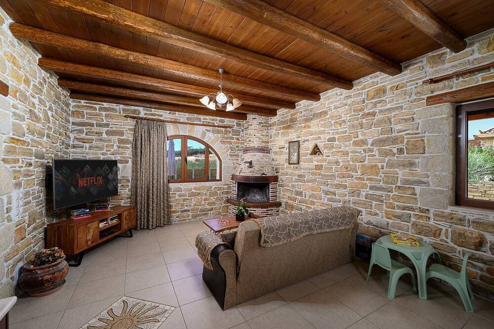 Foto 9 von 30: Villa Eftichia