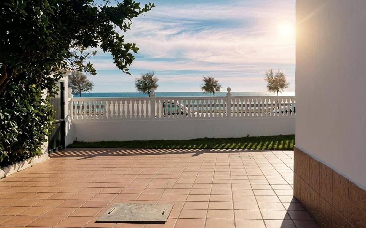 Foto 4 von 19: Three-Bedroom House