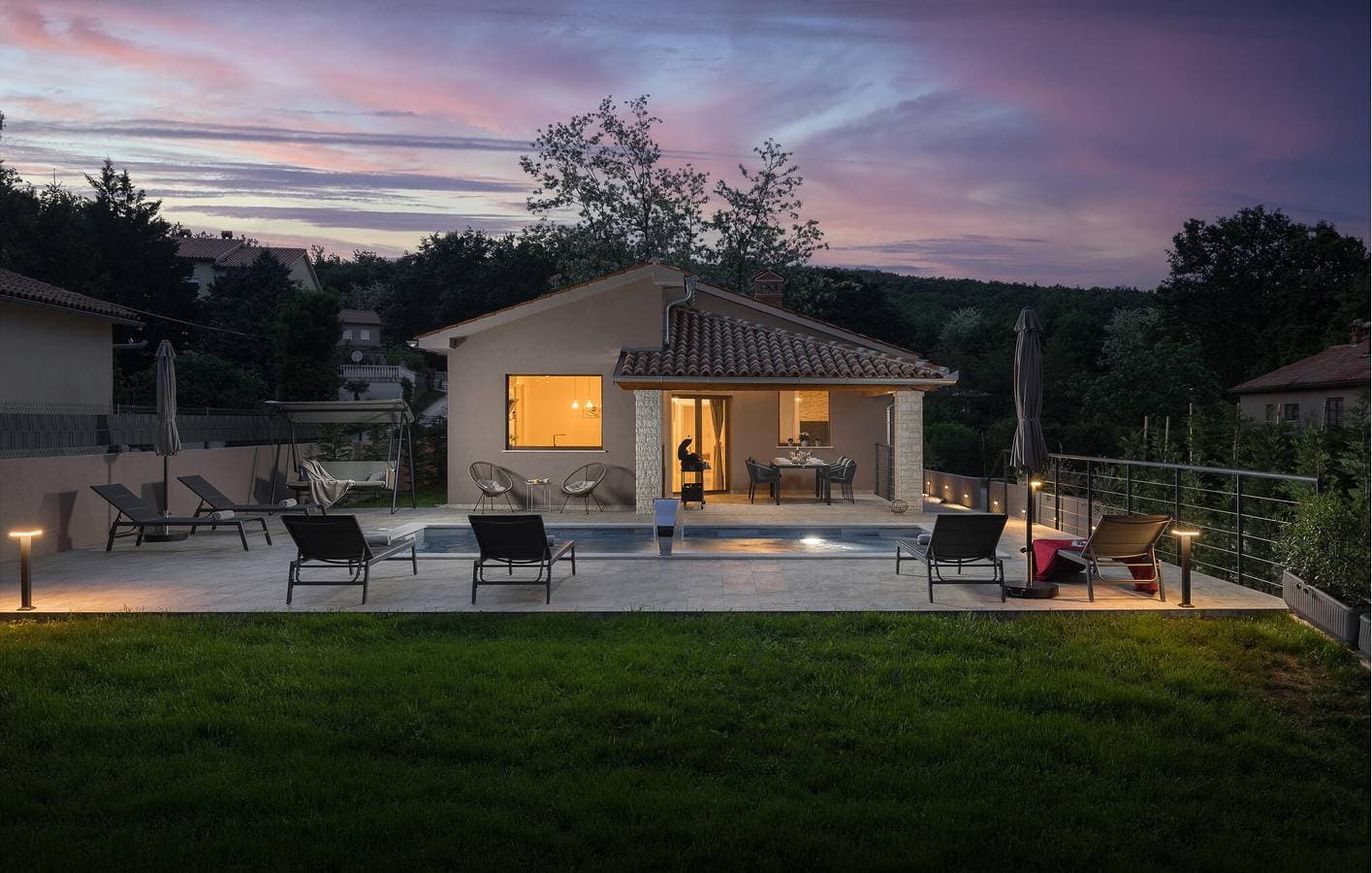 Foto 5 von 43: Gemütliche 2-Zimmer-Wohnung in der Nähe des Stadtzentrums mit Pool und Terrasse