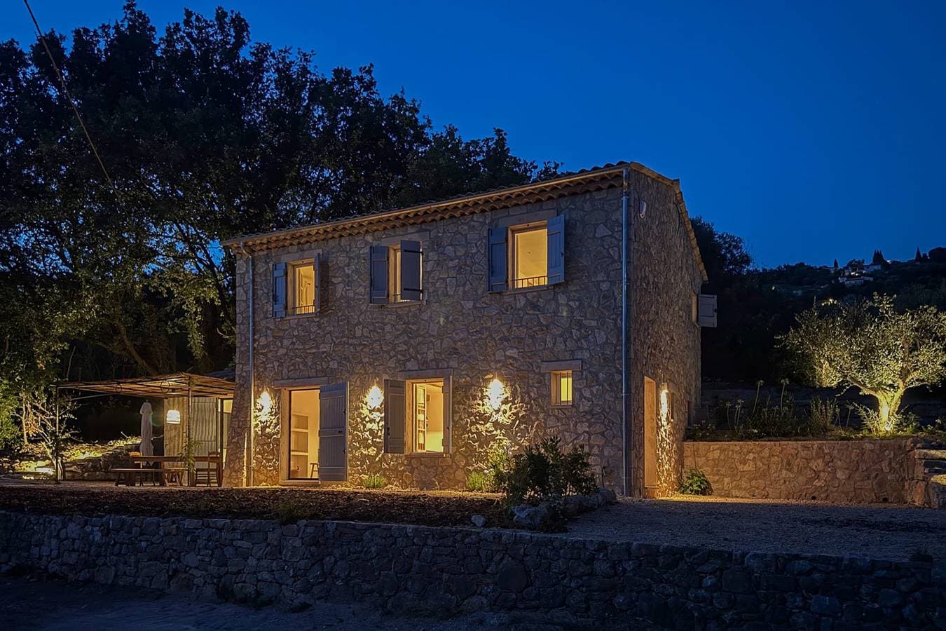 Foto 3 von 49: Ferienhaus für 4 Personen mit Pool
