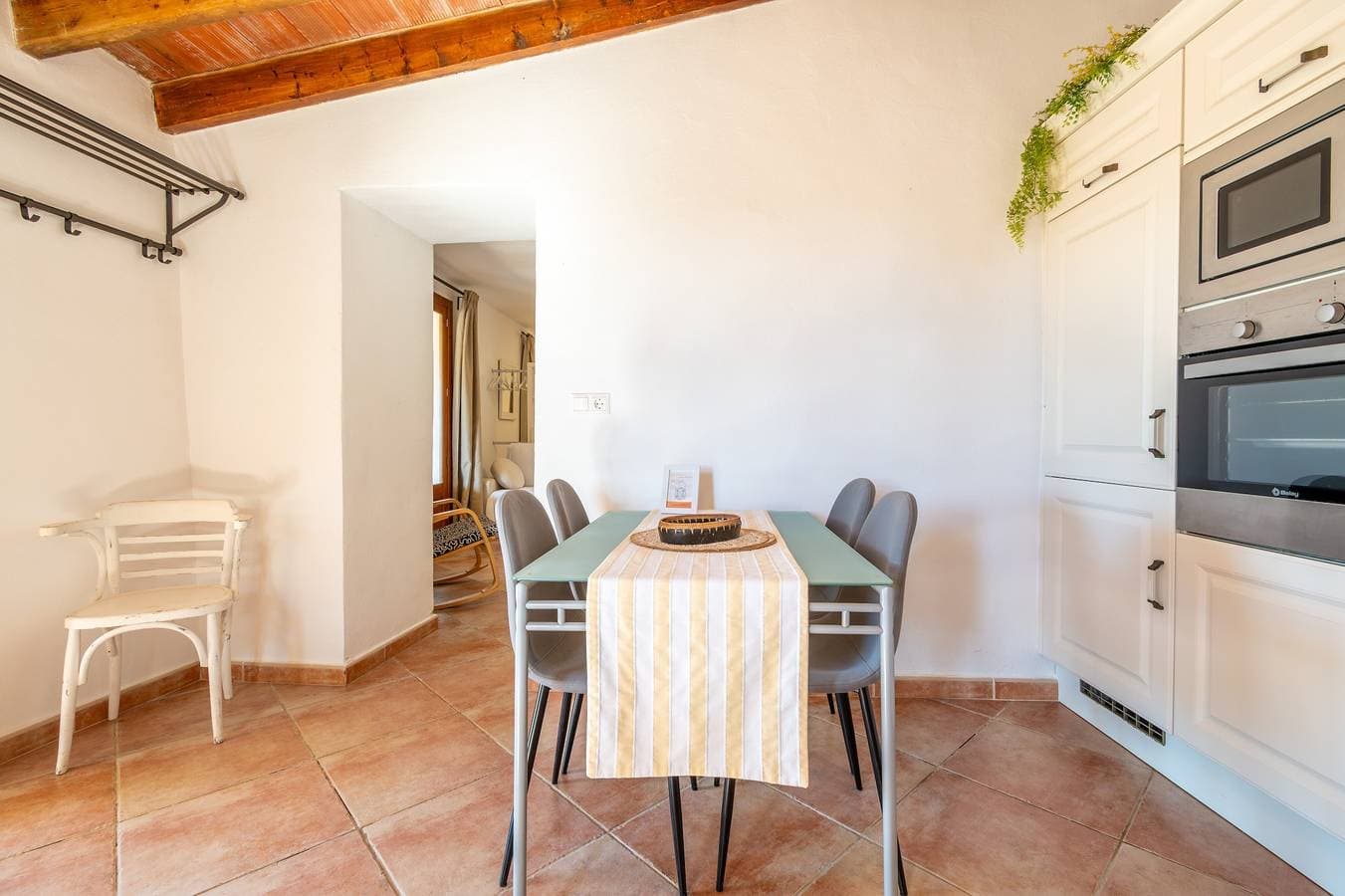 Foto 12 von 31: Finca 'Sa Vela' mit privatem Pool, Wi-Fi und Klimaanlage