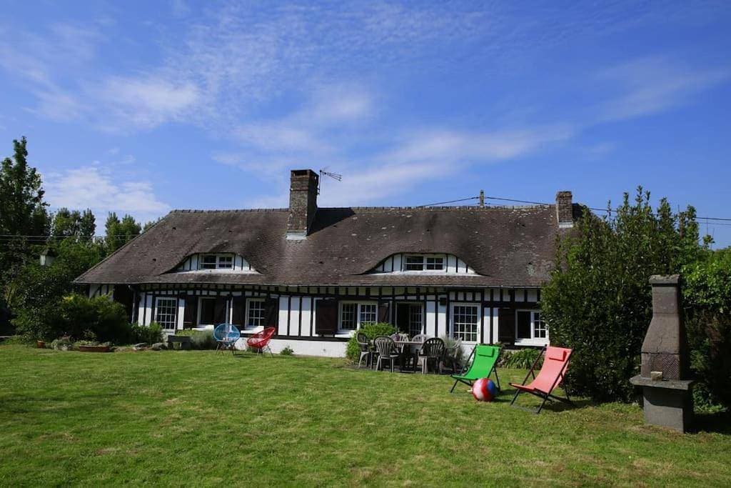 Belle Longère normande, cheminée et jardin arboré 1