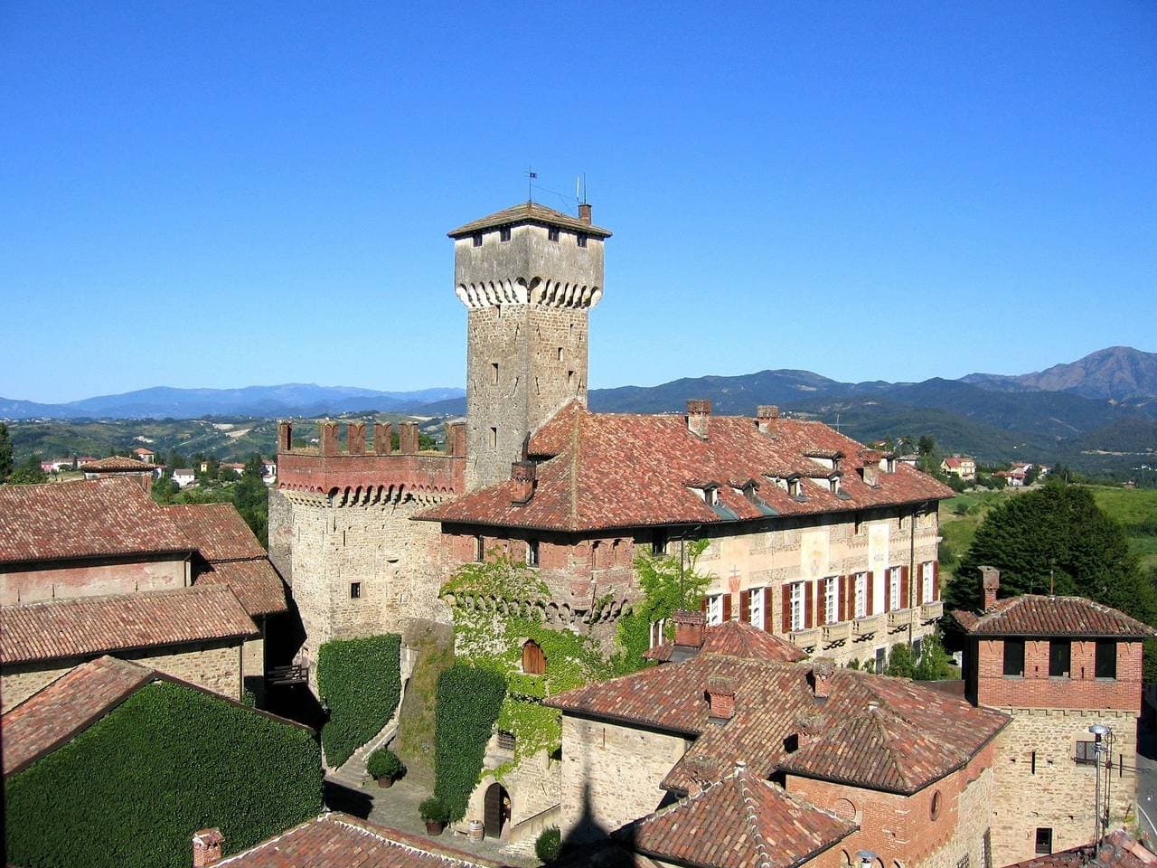 Foto 13 von 72: Gästehaus in Monferrato mit Weinverkostung