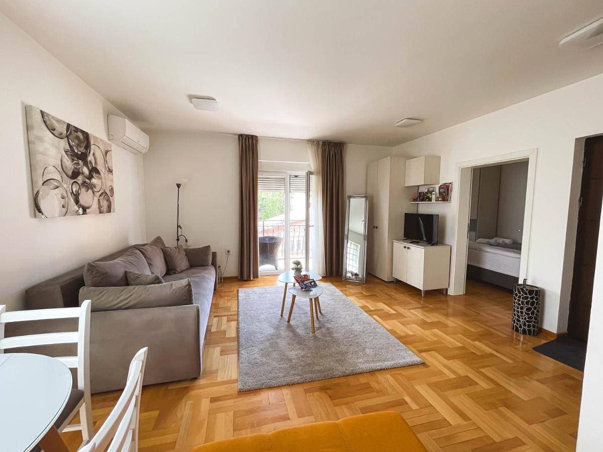 Foto 5 von 7: One-Bedroom Apartment