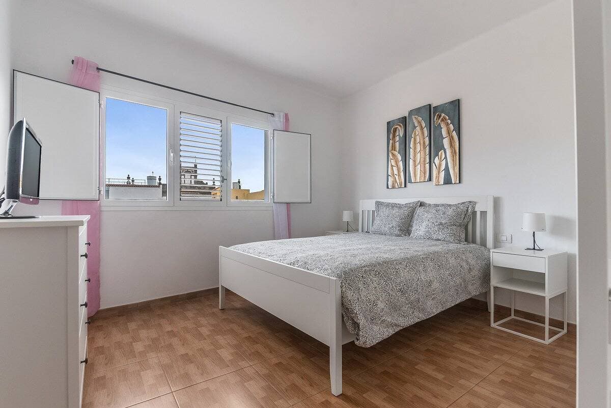Foto 3 von 32: Ferienwohnung für 4 Personen mit Terrasse