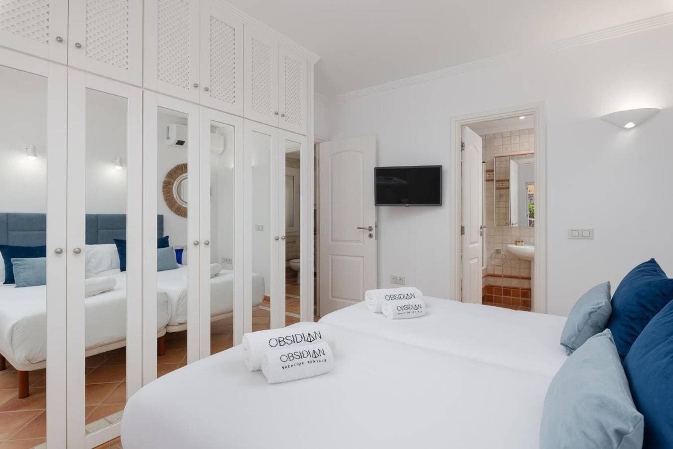 Foto 11 von 31: Ferienwohnung 'Obsidian Villa Estrella Del Mar' mit privater Terrasse und Klimaanlage