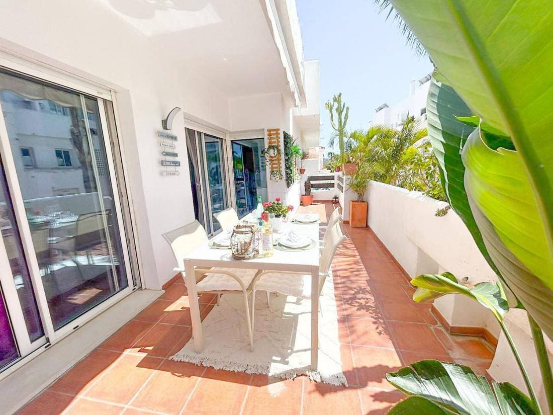 Foto 5 von 49: Geräumiges Apartment in Estepona mit Pool- und Golfblick