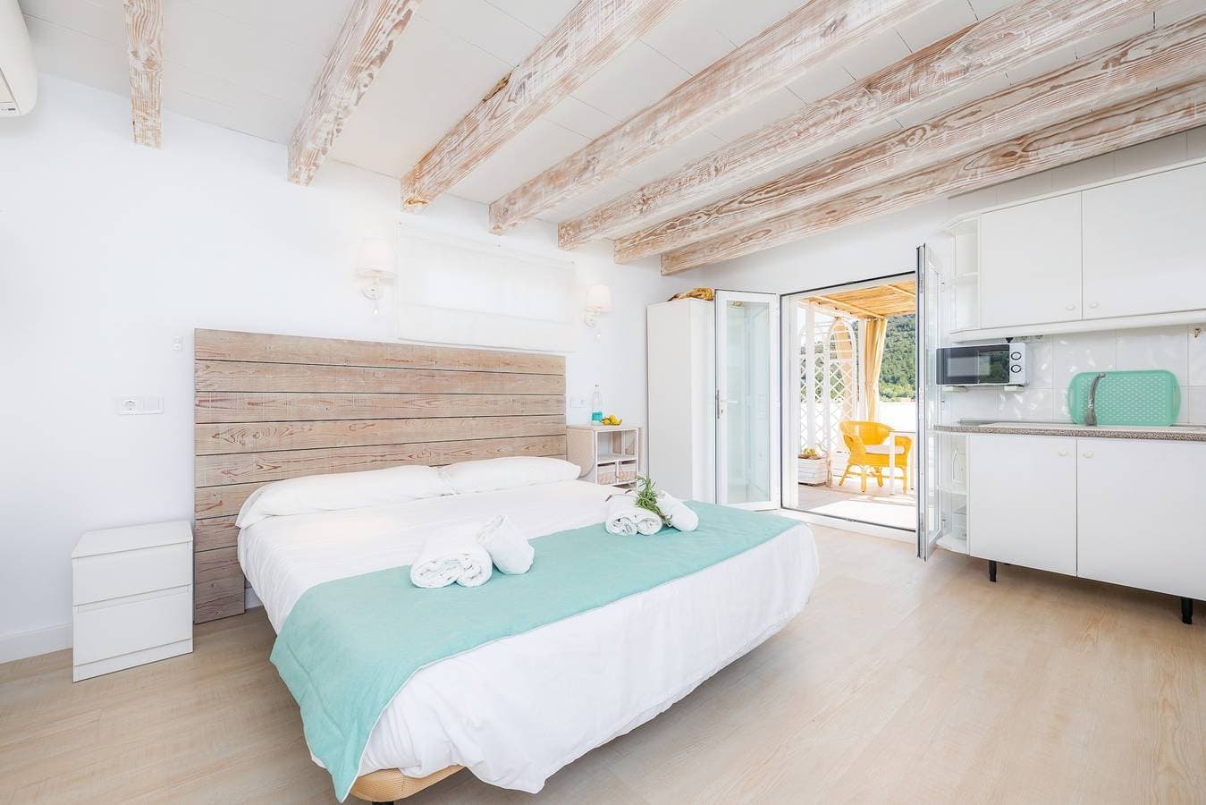 Foto 6 von 28: Ferienwohnung nahe dem Strand mit Poolzugang, privater Terrasse, Klimaanlage und WLAN