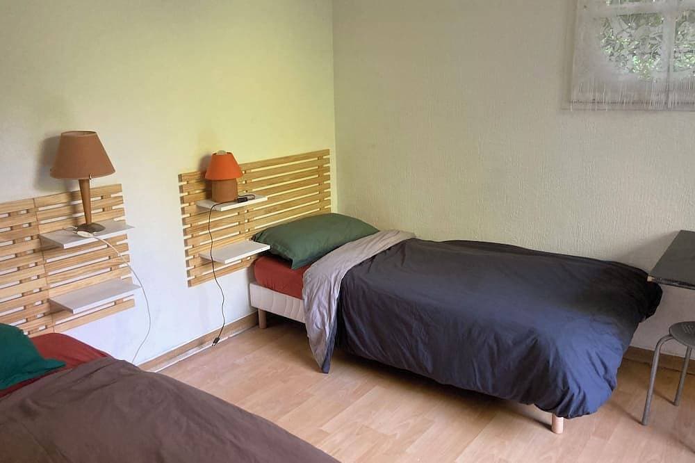 Foto 5 von 8: 2 Bedroom Private vacation home in Auffargis