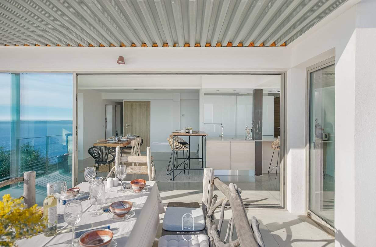 Foto 8 von 36: Ferienwohnung für 6 Personen mit Terrasse