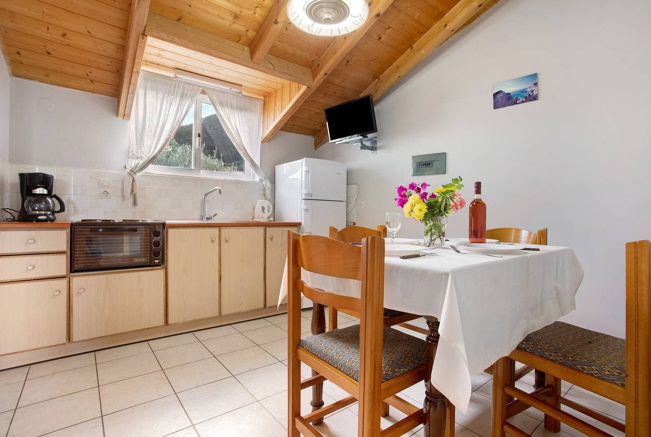 Foto 12 von 26: Ferienwohnung "Dolphin Apartment Meerblick 9" mit Privatem Balkon, Gemeinschaftsgarten und WLAN