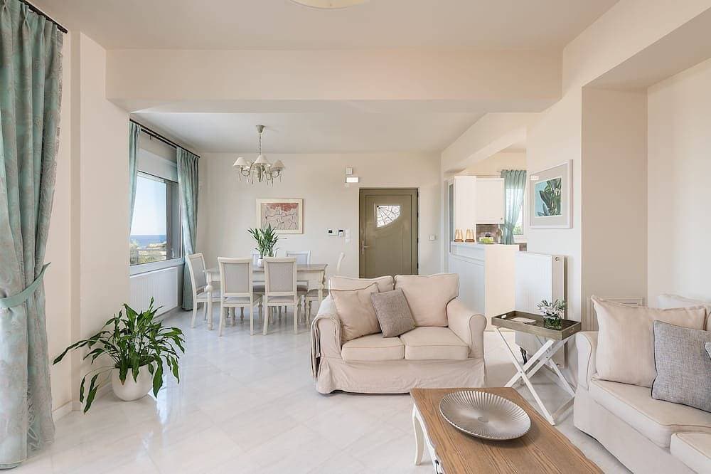 Foto 11 von 30: Villa Anemolia! Mit privatem Pool & Garten! Einzigartiger Meerblick! 1 km zum Strand!