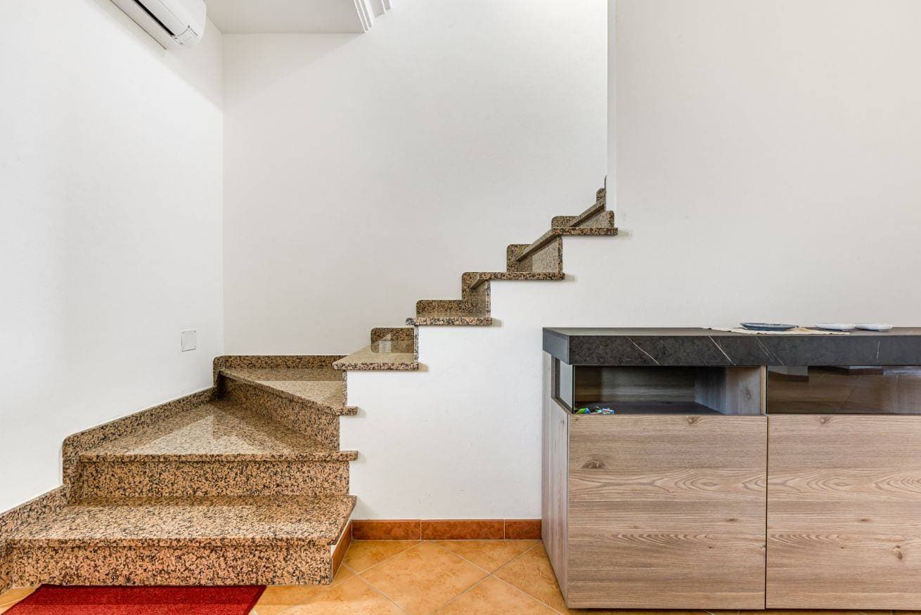 Foto 8 von 25: Ferienwohnung für 6 Personen mit Balkon/Terrasse