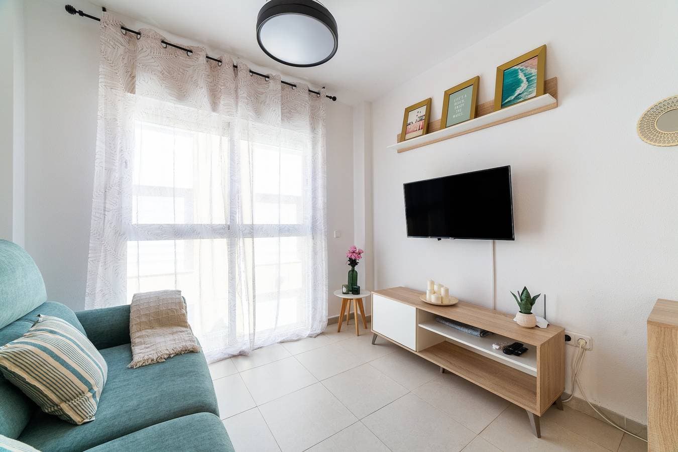 Foto 5 von 28: Apartment 'Laguna Beach Vera' mit Gemeinschaftspool und privatem Whirlpool