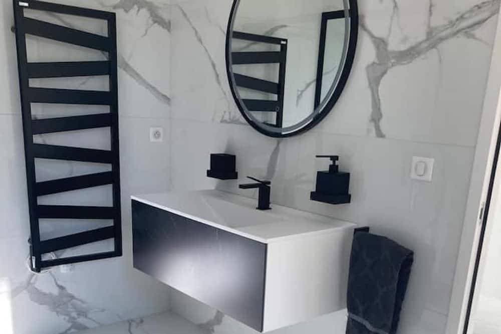 Foto 4 von 30: New villa with pool and view St Paul de Vence
