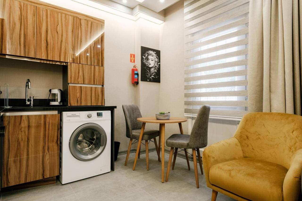 Foto 8 von 12: Compact Flat 2 min to Metro, Near Marmara Park