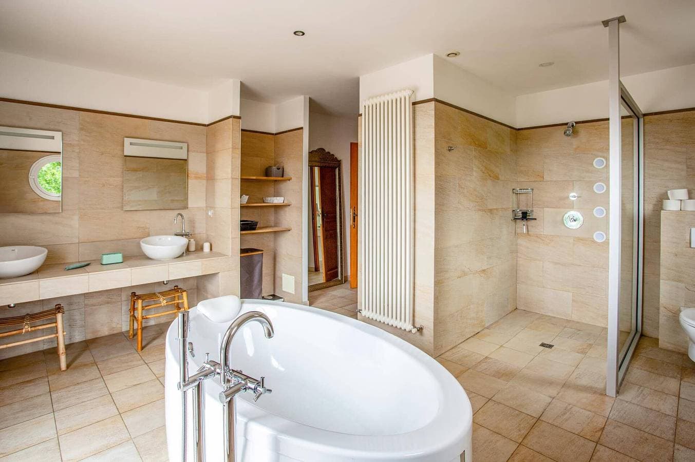 Foto 10 von 36: Villa für 11 Personen mit Garten