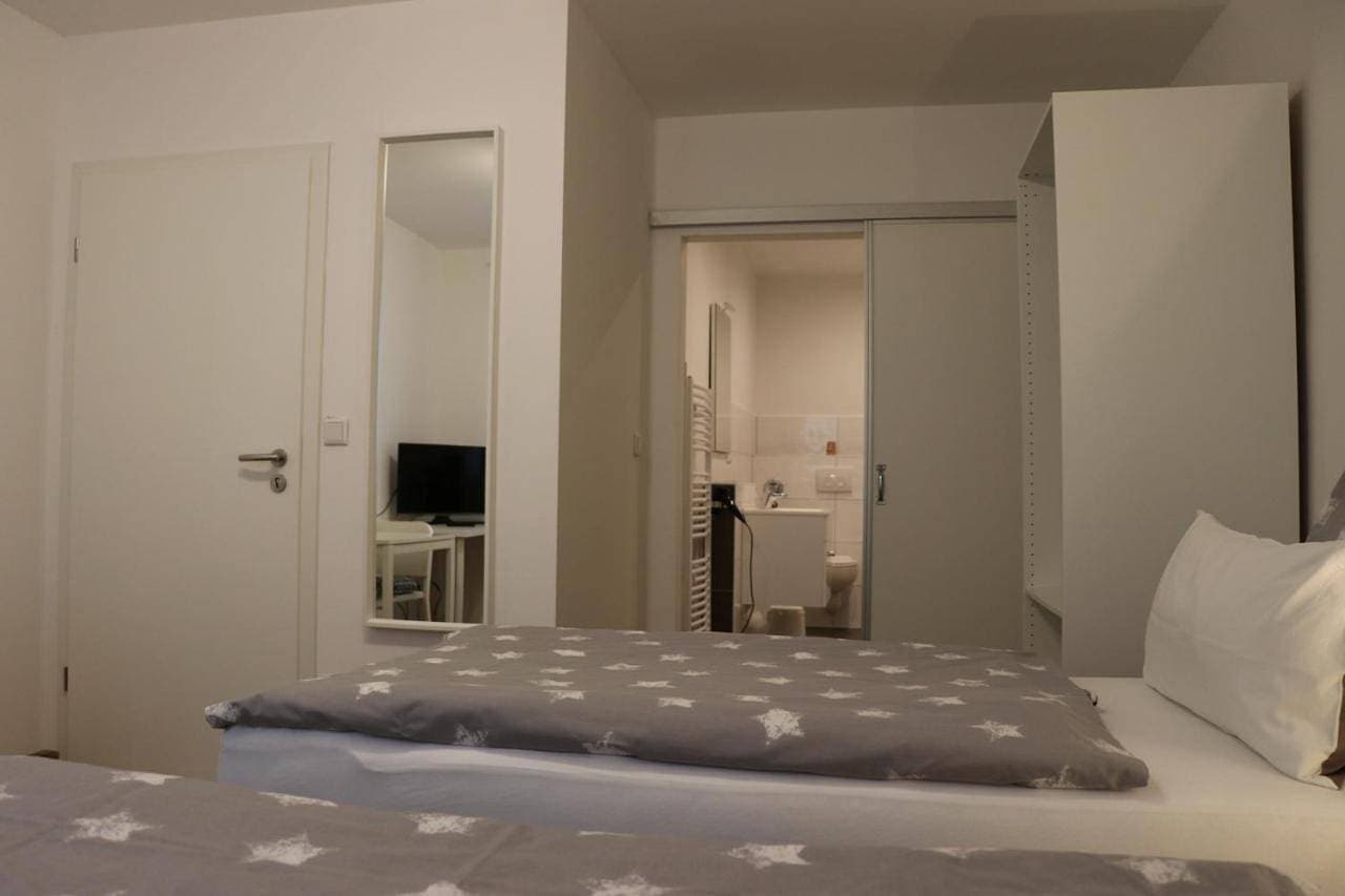 Foto 10 von 14: Double room with shared kitchen B1