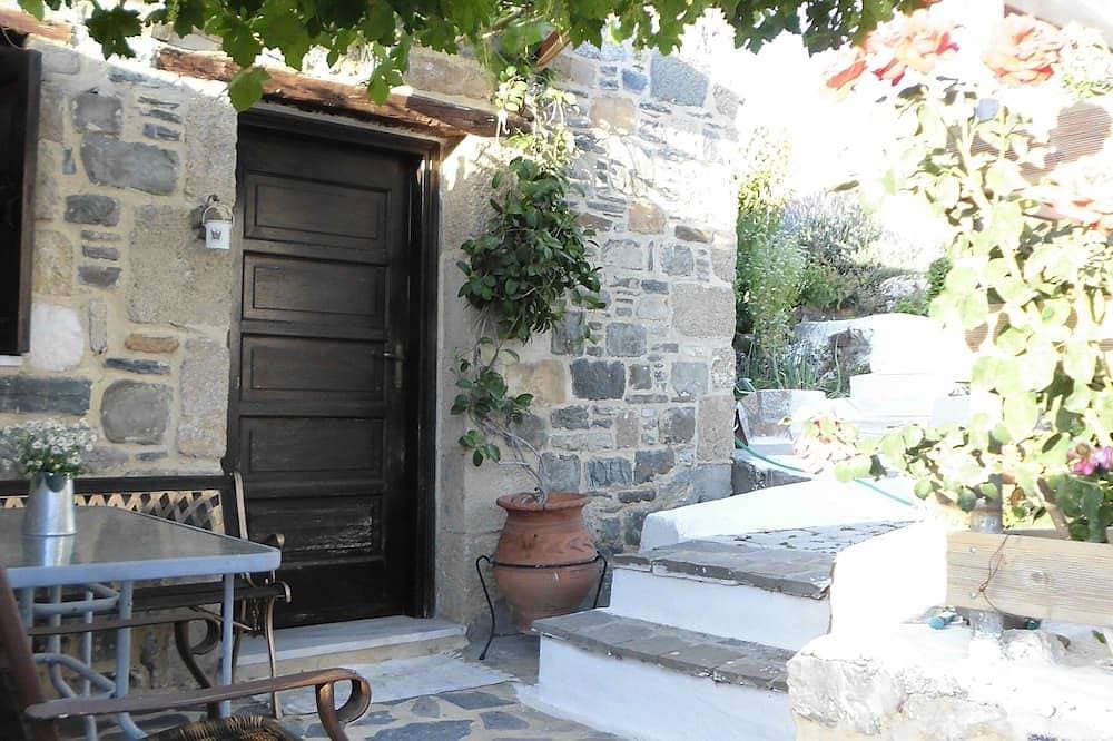 Charmantes Haus am Fuße der Akropolis in Archangelos, Rhodos 1
