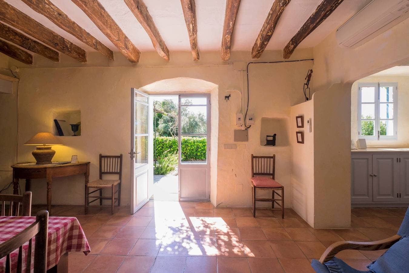 Foto 5 von 31: Natursteinvilla mit Pool – Villa „Baix d'Or“