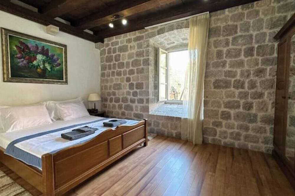 Foto 2 von 30: Heritage Apartment – Timeless Charm with Breathtaking Bay Views