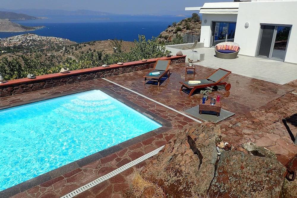 Spacious - Luxurious Art Villa Meerblick Mit Pool Und Herrlichem Sonnenuntergang! 1
