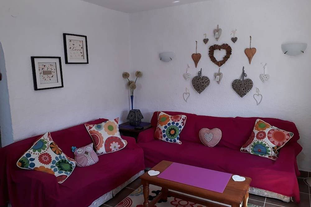 Foto 4 von 16: Liebe 2-Bett-Wohnung.  4 Personen mit WLAN, Sat-TV und Pool.