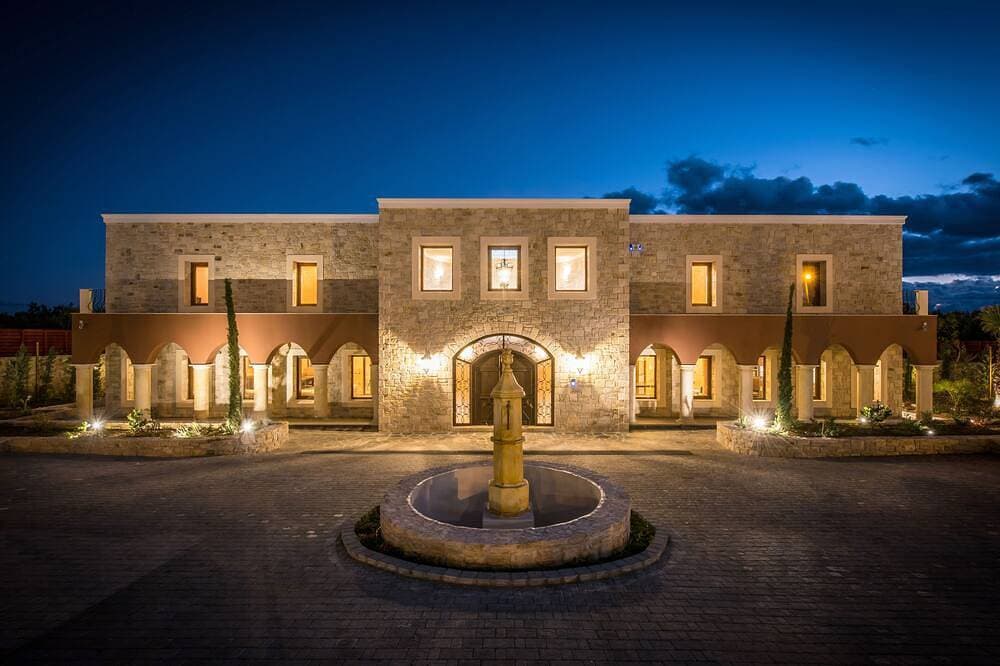 Foto 5 von 30: Strandvilla Kastello Kalliste | 8 Schlafzimmer | 8 Badezimmer