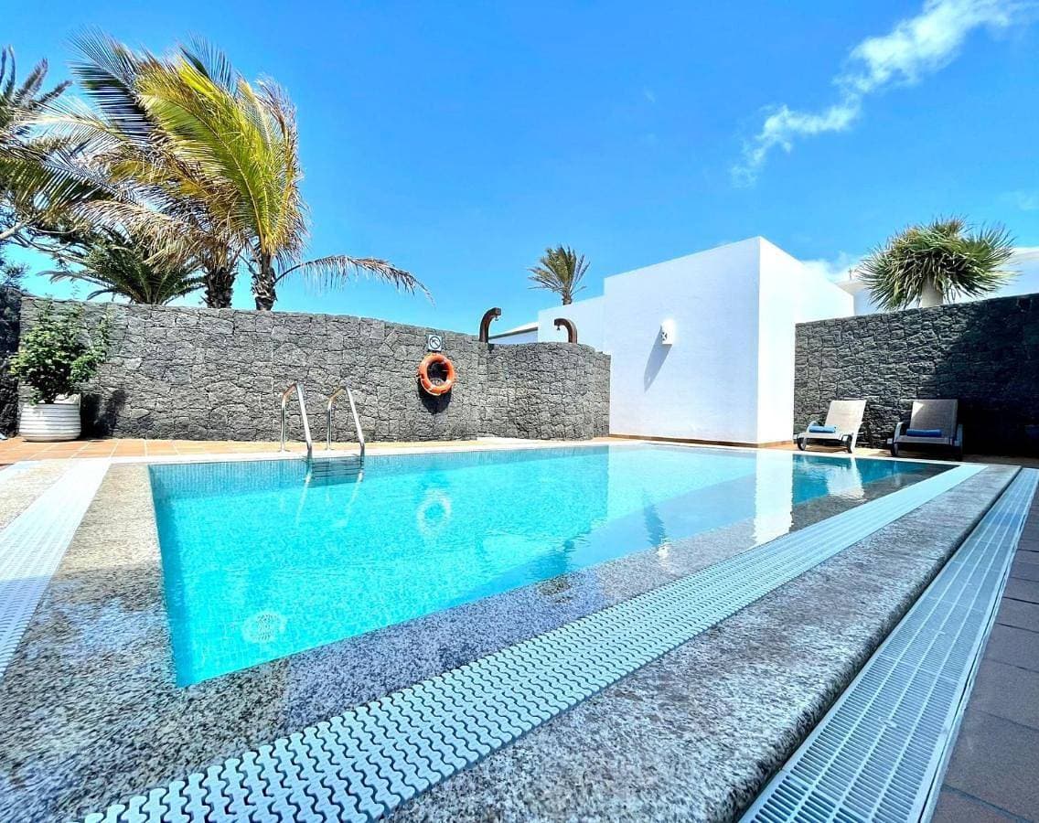Villas luxes Private Pool & Jacuzzi 1
