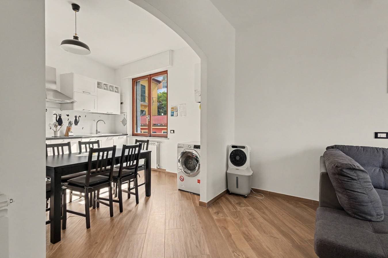 Foto 4 von 26: 5 Terre-Lerici-Apartment Angioletta, komfortabel, privater Parkplatz, Balkon & WLAN