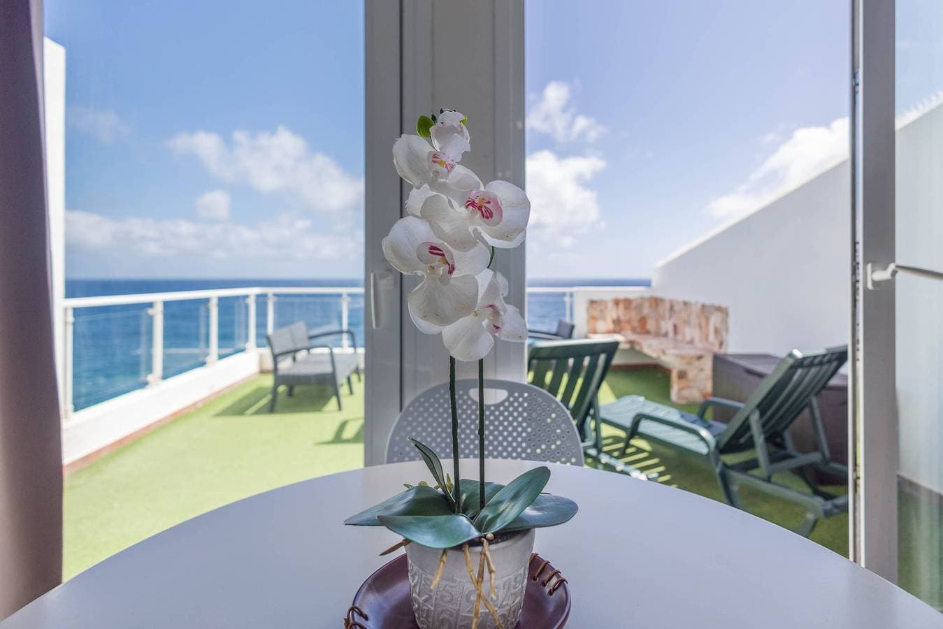 Foto 4 von 36: PentHouse Loft - Terrace & Natural Pool