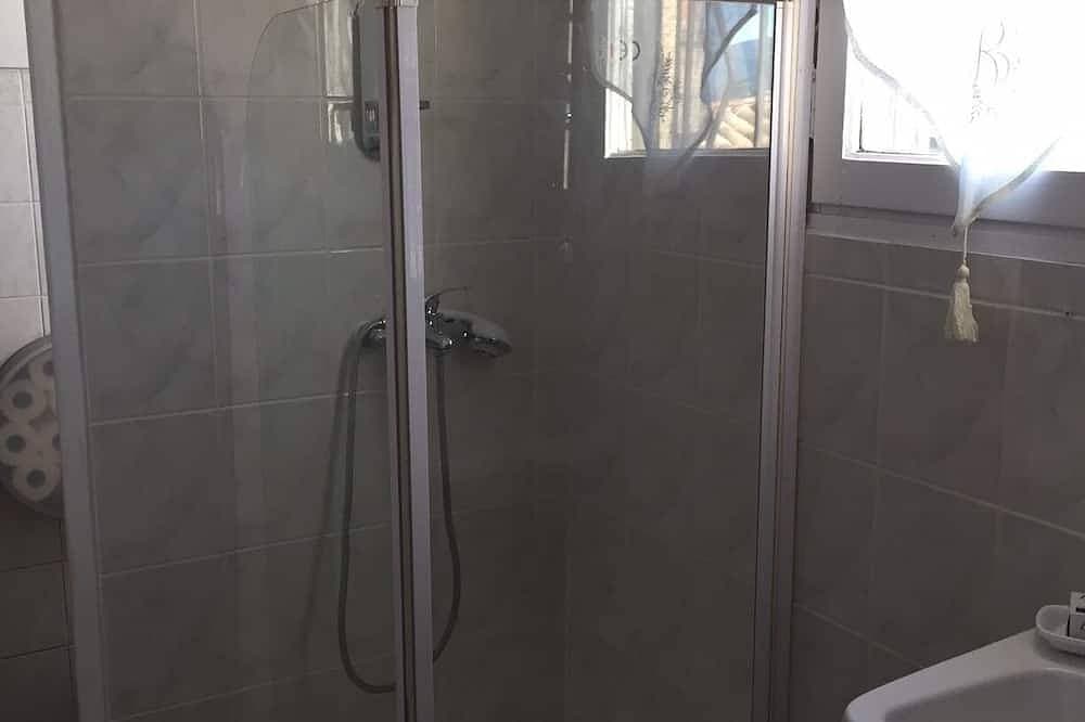 Foto 4 von 8: T2 5 / 10mn Strände mit Balkon / Terrasse