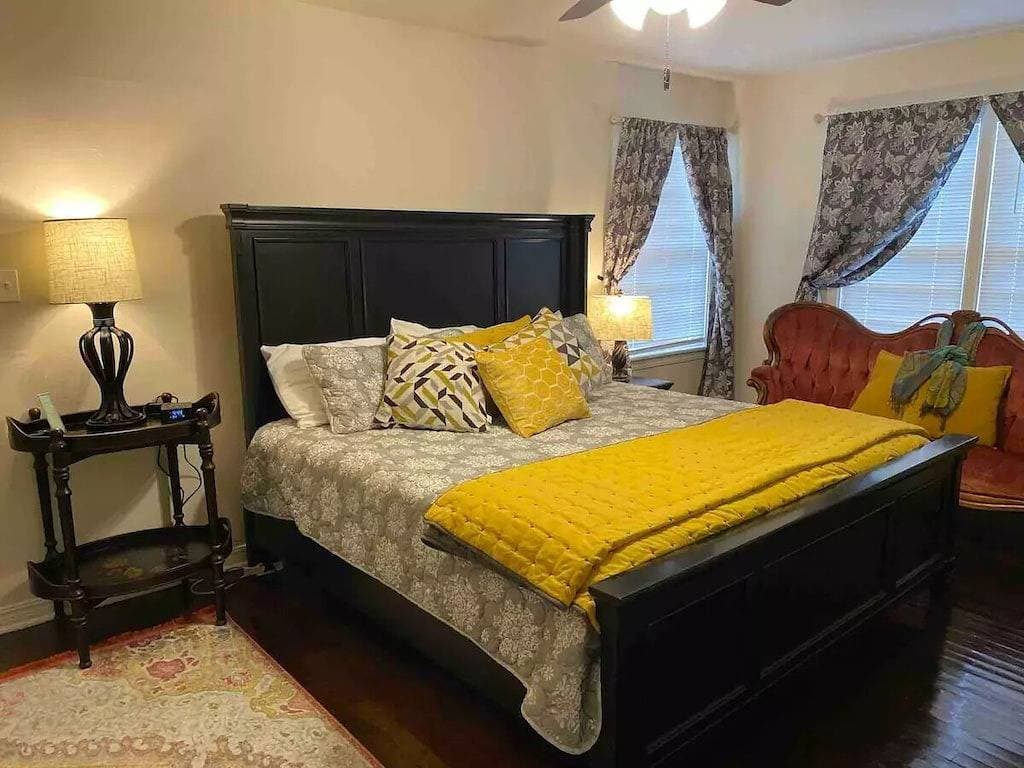Foto 6 von 13: Horsefeathers 🐾 pet friendly funky comfort
