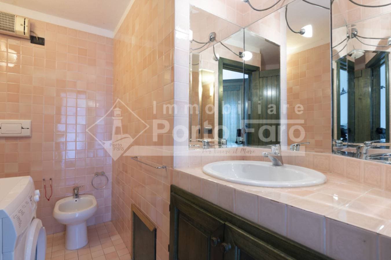 Foto 11 von 12: Ferienwohnung für 4 Personen mit Terrasse