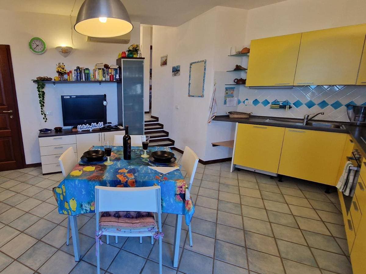 Foto 5 von 28: Two-Bedroom Apartment
