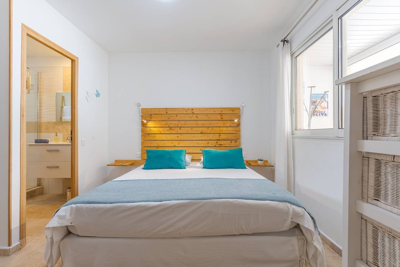Foto 11 von 20: Ferienwohnung 'Lobéal' mit Gemeinschaftspool, WLAN und Klimaanlage